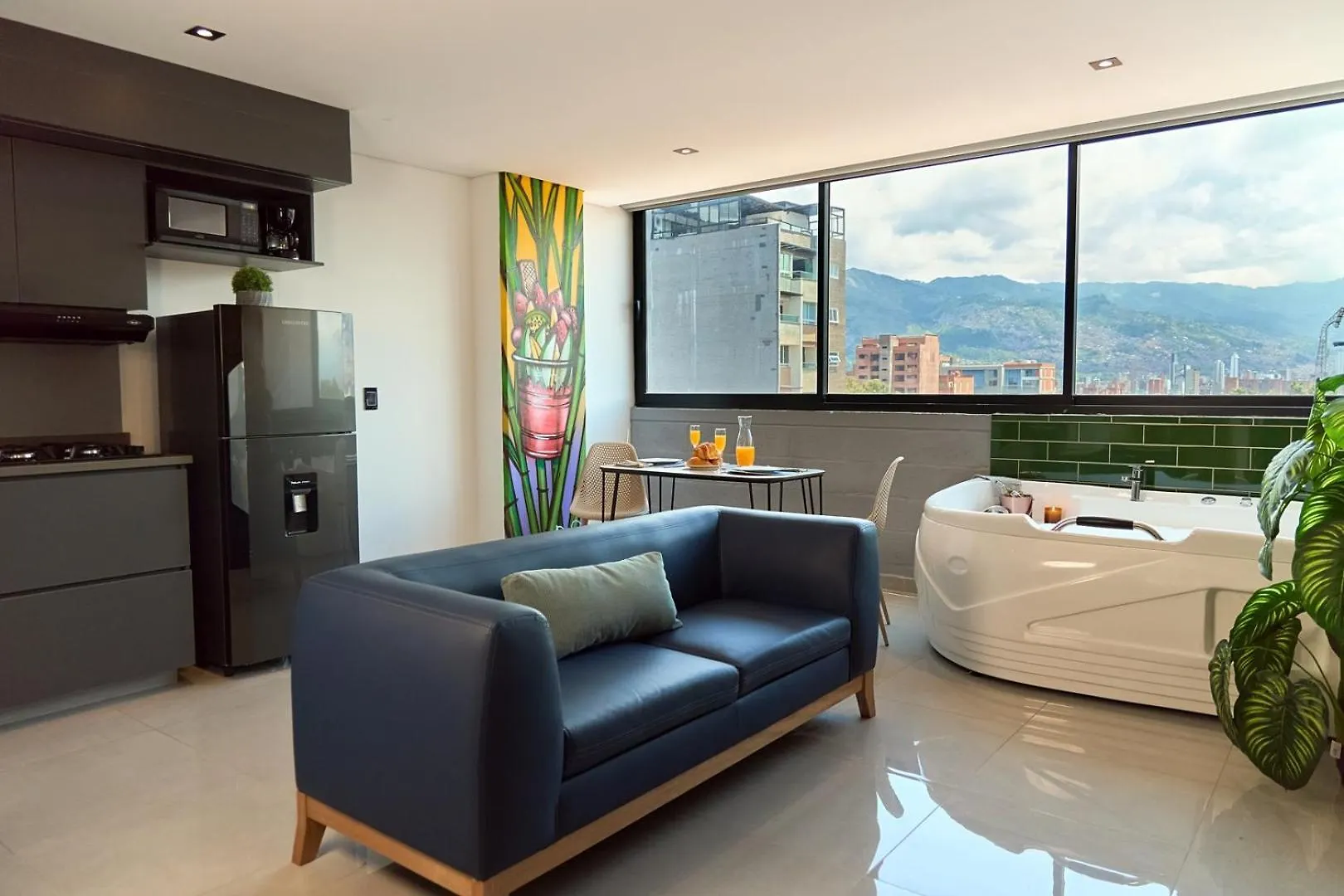 Jacuzzi Retreat Cozy Aparta-Suite Rosa Negra ميديلين 0*,  كولومبيا
